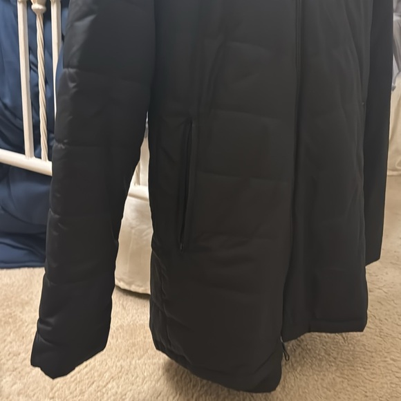 The North Face Women’s Black Aconcagua Parka Size XL - Picture 6 of 10